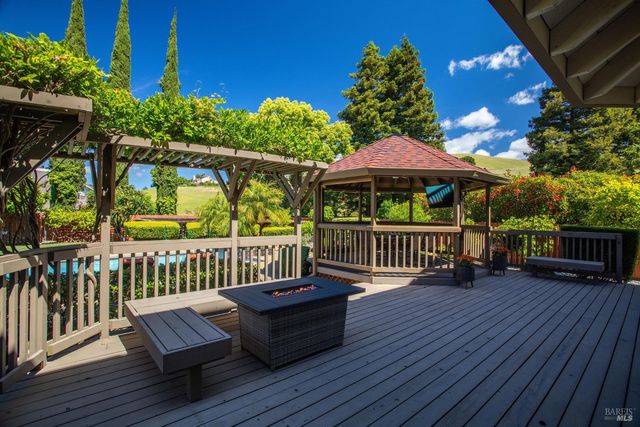 2513 Troon Ct, Fairfield, CA 94534
