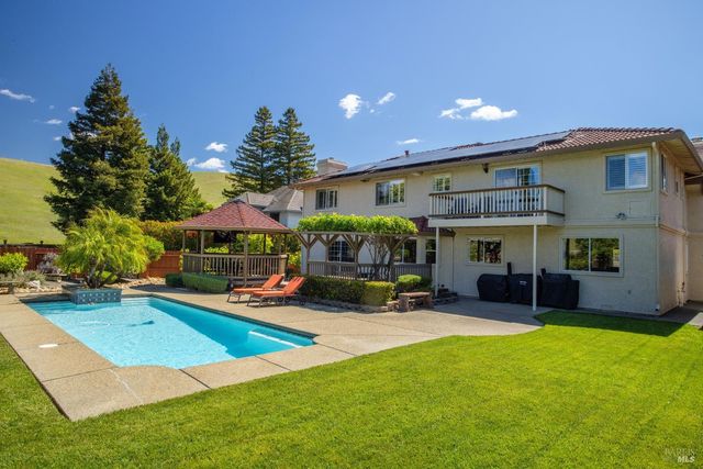 2513 Troon Ct, Fairfield, CA 94534