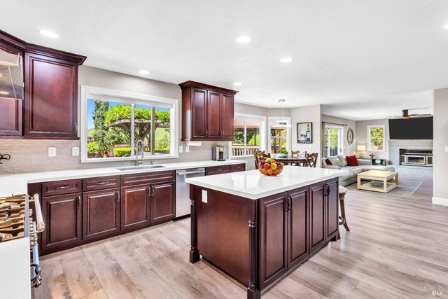 2513 Troon Ct, Fairfield, CA 94534