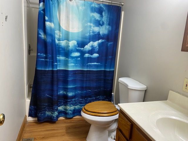 215 S Hennepin Avenue, Ladd, IL 61329