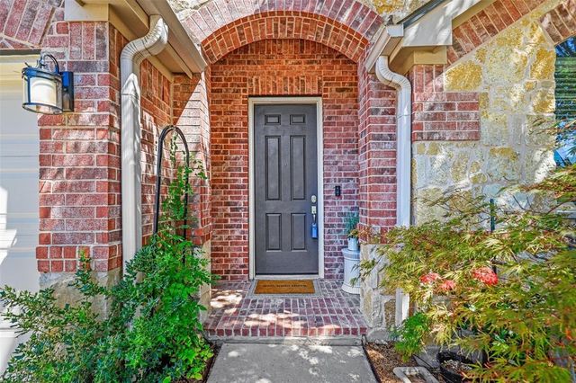 7067 Nantucket Way, Grand Prairie, TX 75054