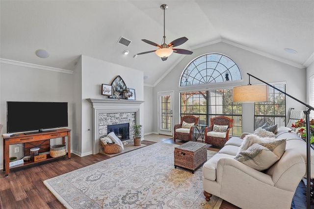 7067 Nantucket Way, Grand Prairie, TX 75054