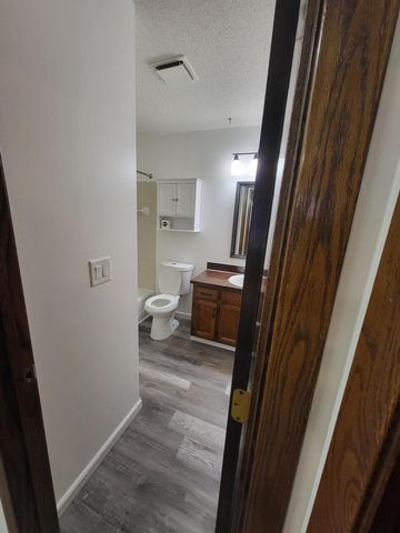 539 98th Avenue NE, Blaine, MN 55434