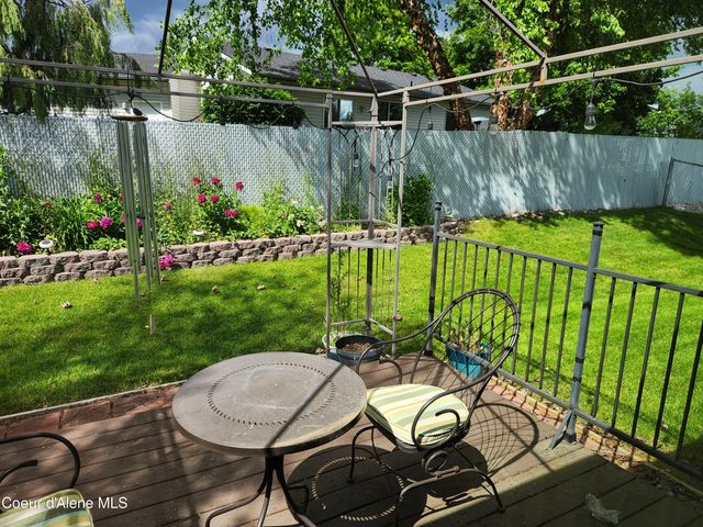1906 Bounty lp, Hayden, ID 83835