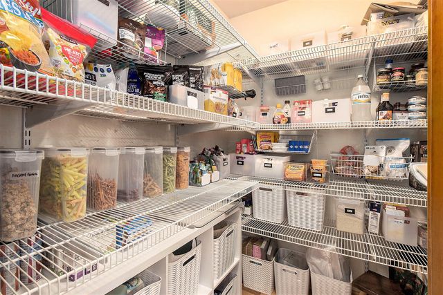 13566 S Rainbow Drive, Gregory, MI 48137