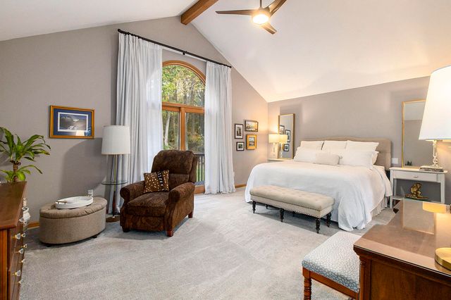 13566 S Rainbow Drive, Gregory, MI 48137