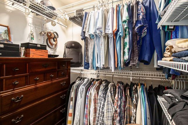 13566 S Rainbow Drive, Gregory, MI 48137