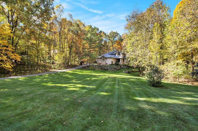 13566 S Rainbow Drive, Gregory, MI 48137