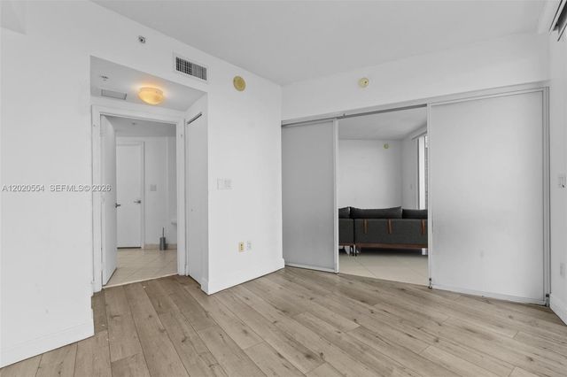 1750 N Bayshore Dr 4901, Miami, FL 33132