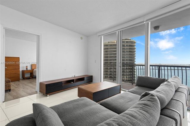 1750 N Bayshore Dr 4901, Miami, FL 33132