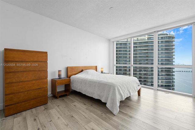 1750 N Bayshore Dr 4901, Miami, FL 33132
