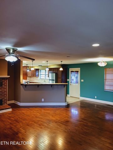 4776 Roane State Highway Hwy, Rockwood, TN 37854