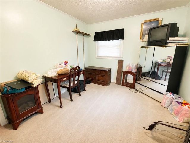 302 Island Drive, Madison, NC 27025