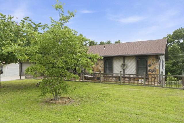 36 James River Road, Kimberling City, MO 65686