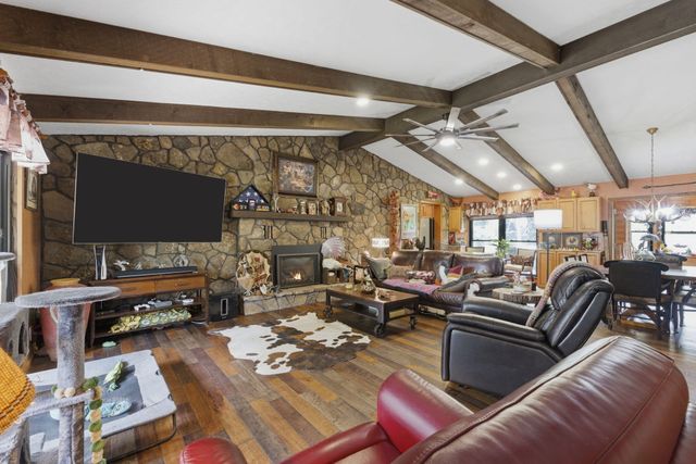 36 James River Road, Kimberling City, MO 65686