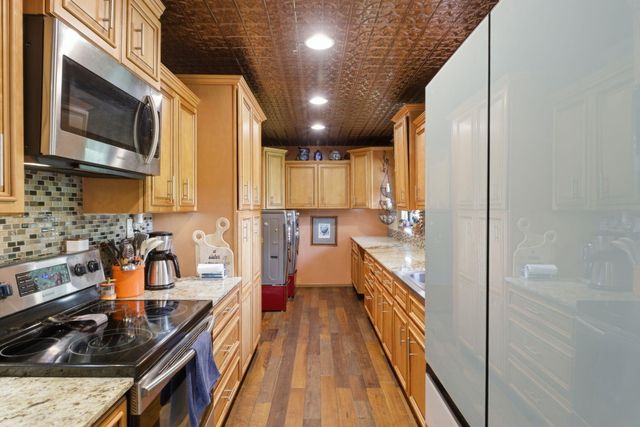 36 James River Road, Kimberling City, MO 65686