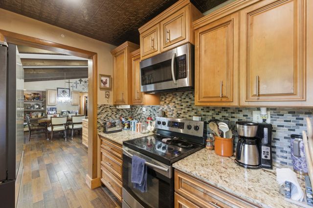 36 James River Road, Kimberling City, MO 65686