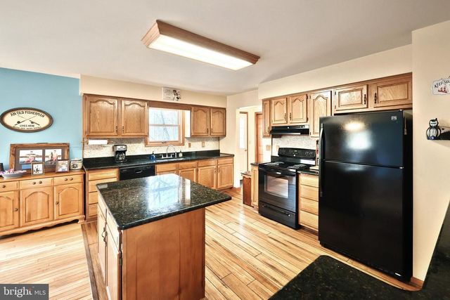 5443 ARNOLD RD, Glenville, PA 17329