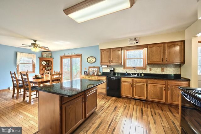 5443 ARNOLD RD, Glenville, PA 17329