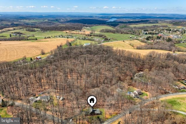 5443 ARNOLD RD, Glenville, PA 17329