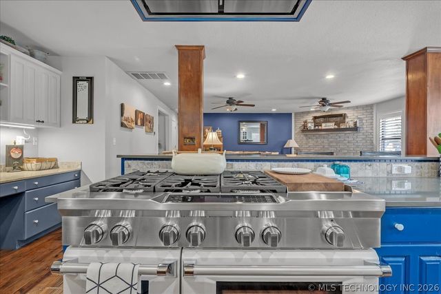 14527 N 154th East Avenue, Collinsville, OK 74021