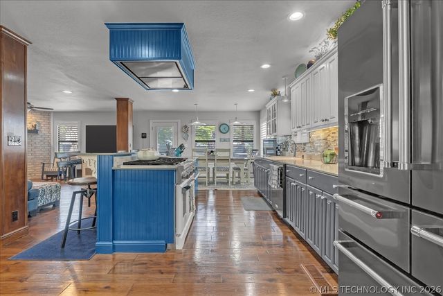 14527 N 154th East Avenue, Collinsville, OK 74021