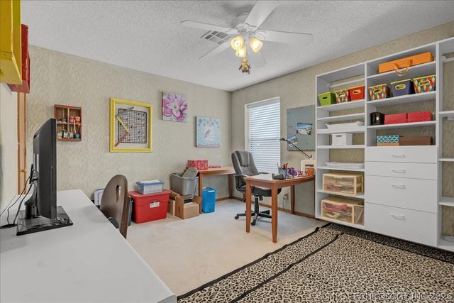 14527 N 154th East Avenue, Collinsville, OK 74021