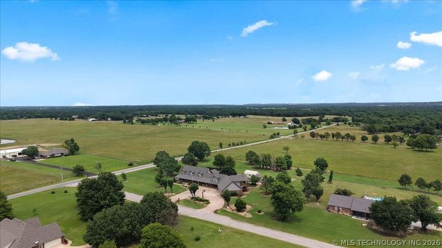 14527 N 154th East Avenue, Collinsville, OK 74021