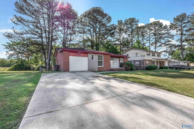 6200 Belgrade Drive, Huntsville, AL 35810