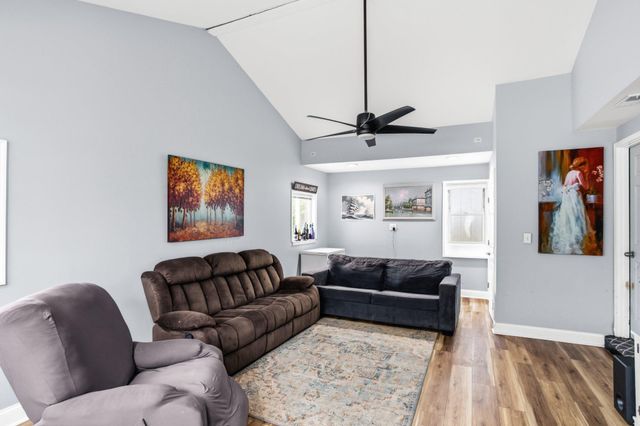154 CENTRAL AVE, Glenside, PA 19038