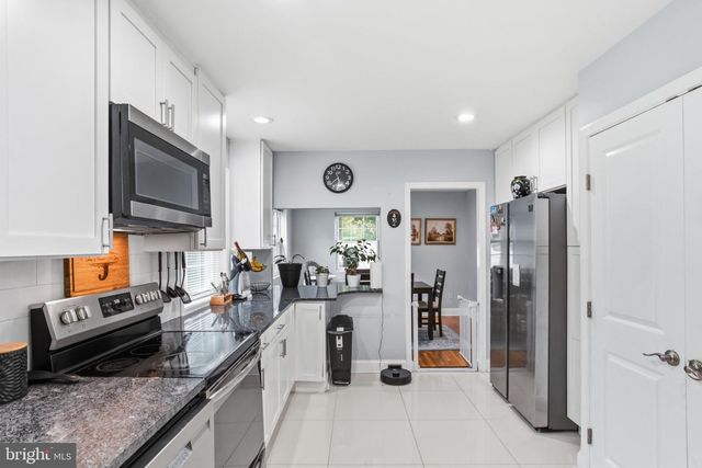154 CENTRAL AVE, Glenside, PA 19038