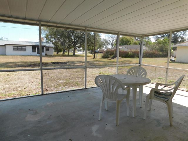 625 NE Larkspur Lane, Port St. Lucie, Port St Lucie, FL 34983