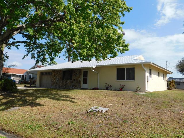 625 NE Larkspur Lane, Port St. Lucie, Port St Lucie, FL 34983