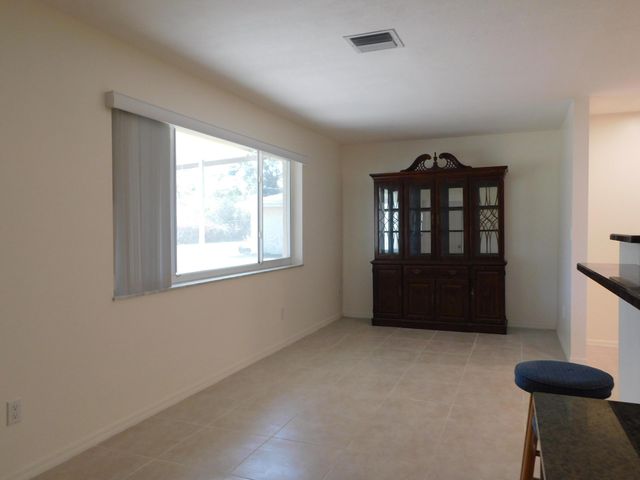 625 NE Larkspur Lane, Port St. Lucie, Port St Lucie, FL 34983