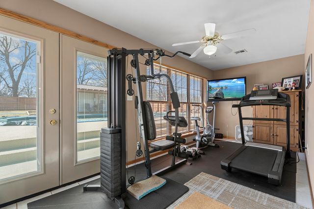 1515 C Street SW, Miami, OK 74354