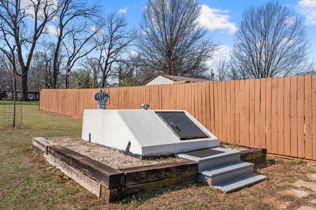 1515 C Street SW, Miami, OK 74354