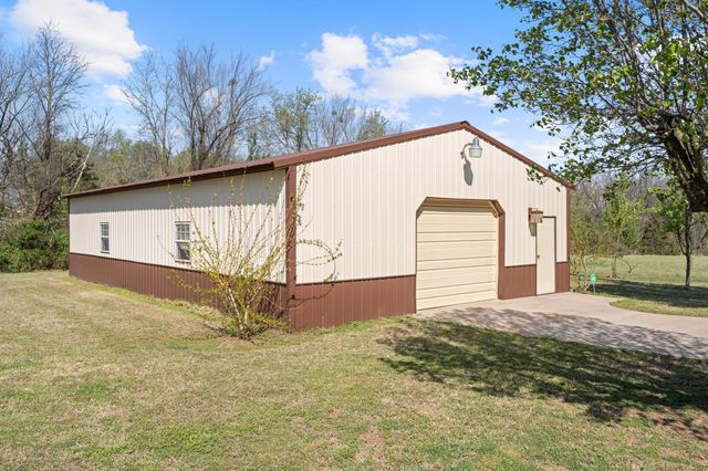 1515 C Street SW, Miami, OK 74354