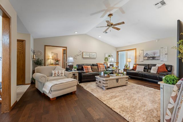 1515 C Street SW, Miami, OK 74354