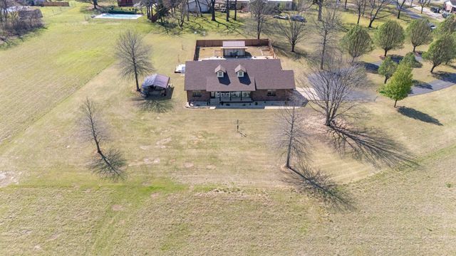 1515 C Street SW, Miami, OK 74354