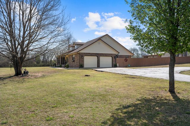 1515 C Street SW, Miami, OK 74354