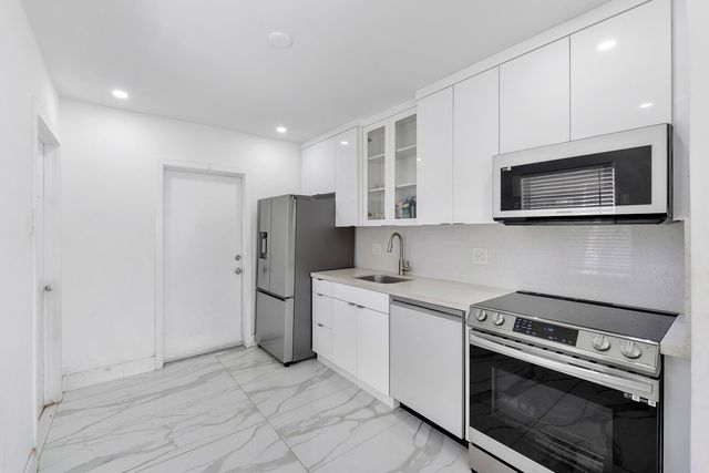 3125 SW 12th Place, Fort Lauderdale, FL 33312