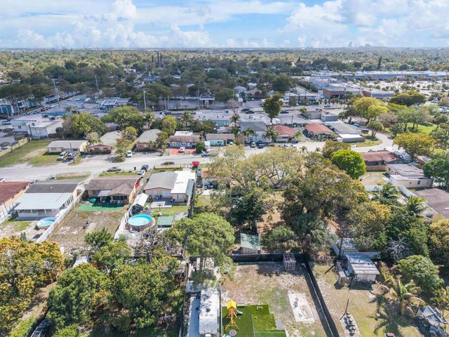 3125 SW 12th Place, Fort Lauderdale, FL 33312