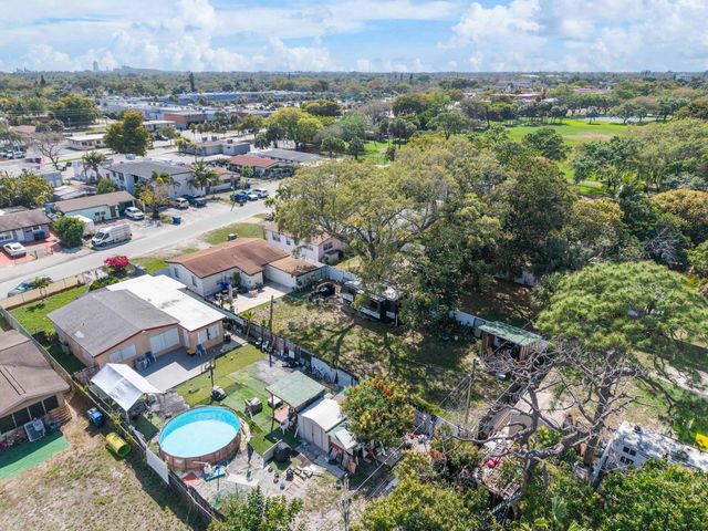 3125 SW 12th Place, Fort Lauderdale, FL 33312