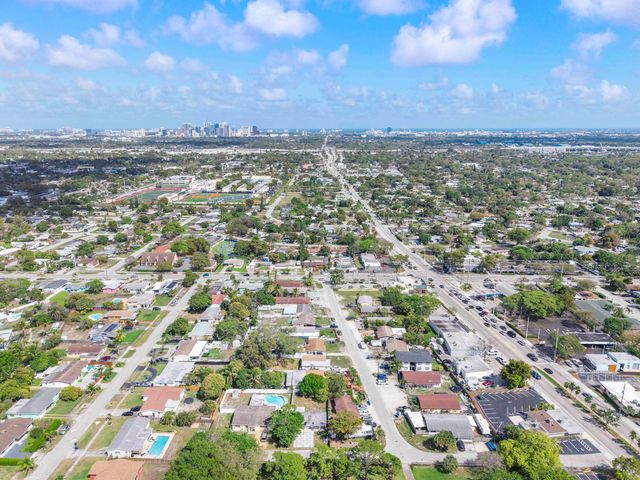 3125 SW 12th Place, Fort Lauderdale, FL 33312
