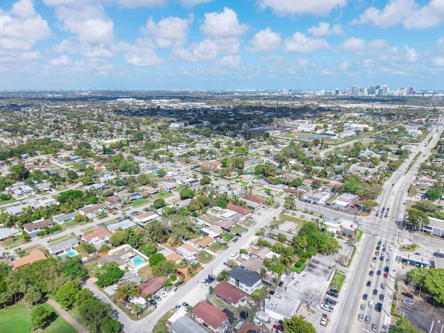3125 SW 12th Place, Fort Lauderdale, FL 33312