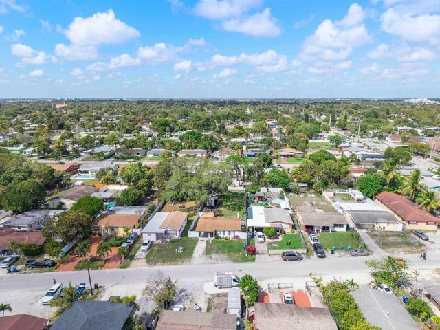 3125 SW 12th Place, Fort Lauderdale, FL 33312