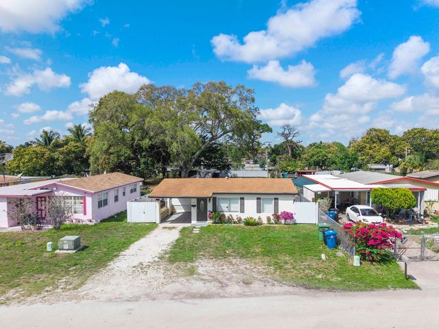 3125 SW 12th Place, Fort Lauderdale, FL 33312