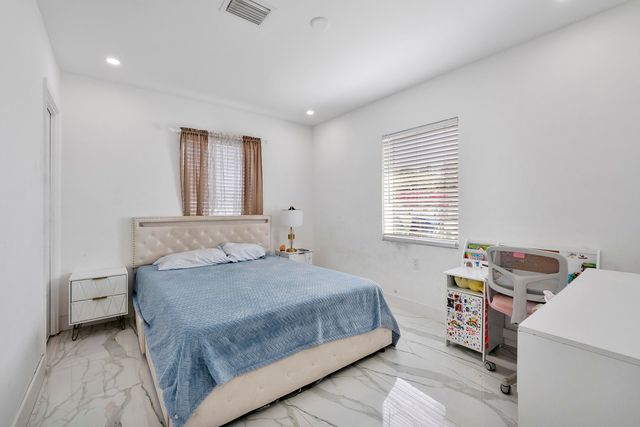 3125 SW 12th Place, Fort Lauderdale, FL 33312