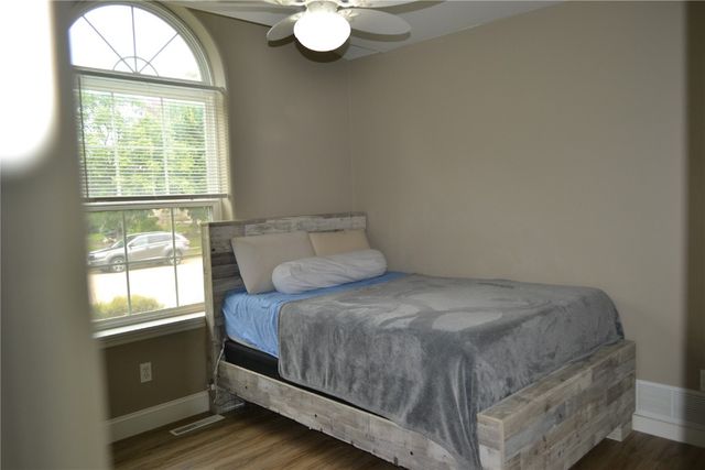 1127 Tiara Drive NE, Cedar Rapids, IA 52402