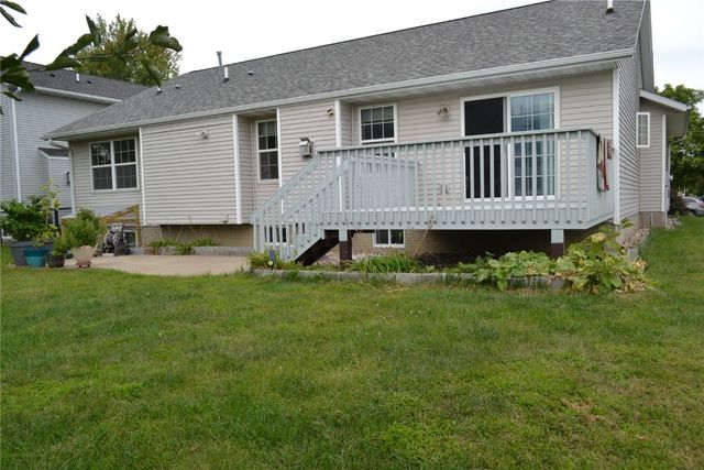 1127 Tiara Drive NE, Cedar Rapids, IA 52402